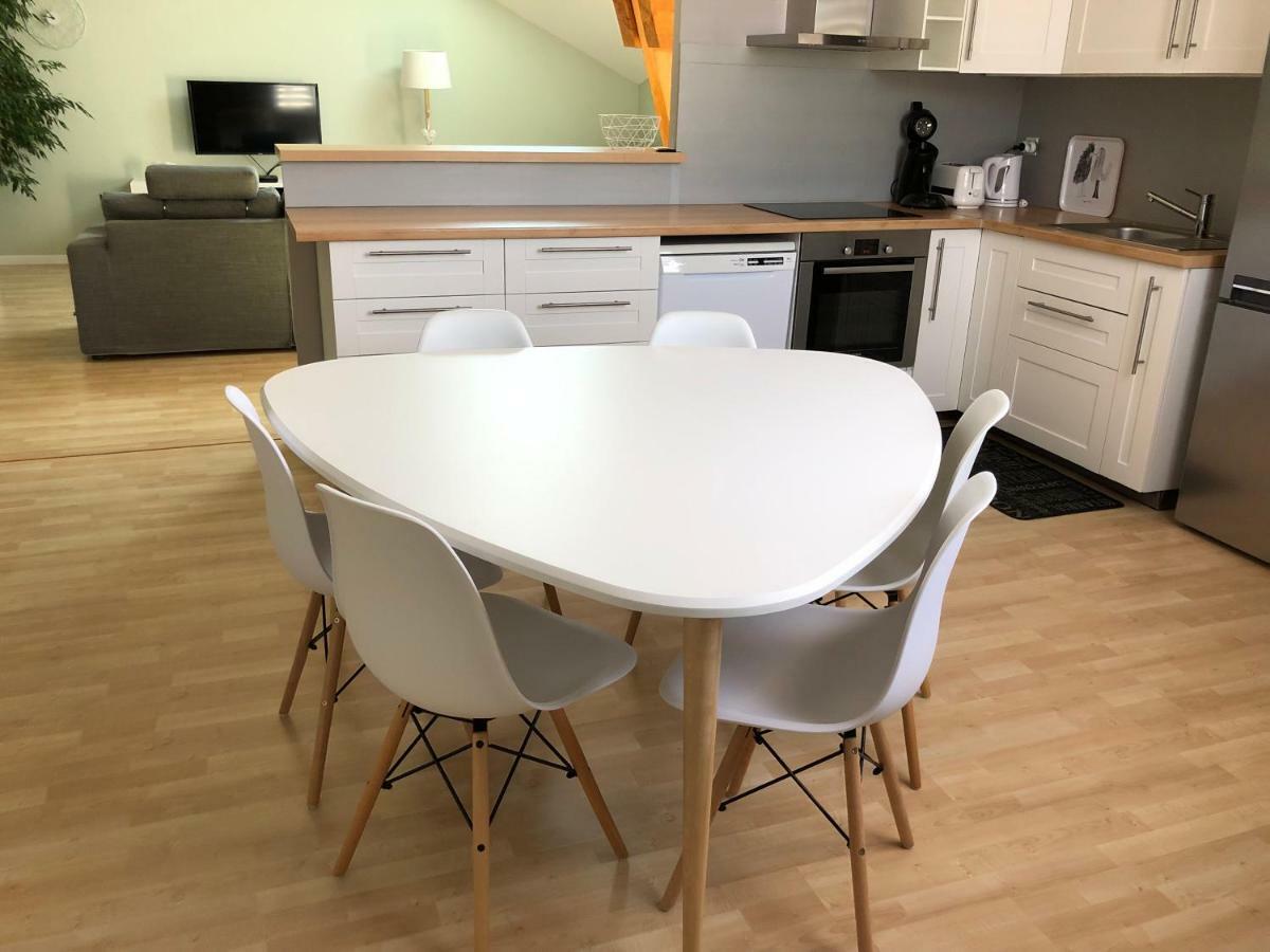 Gîte Céleste pour 6 personnes Mardeuil Extérieur photo