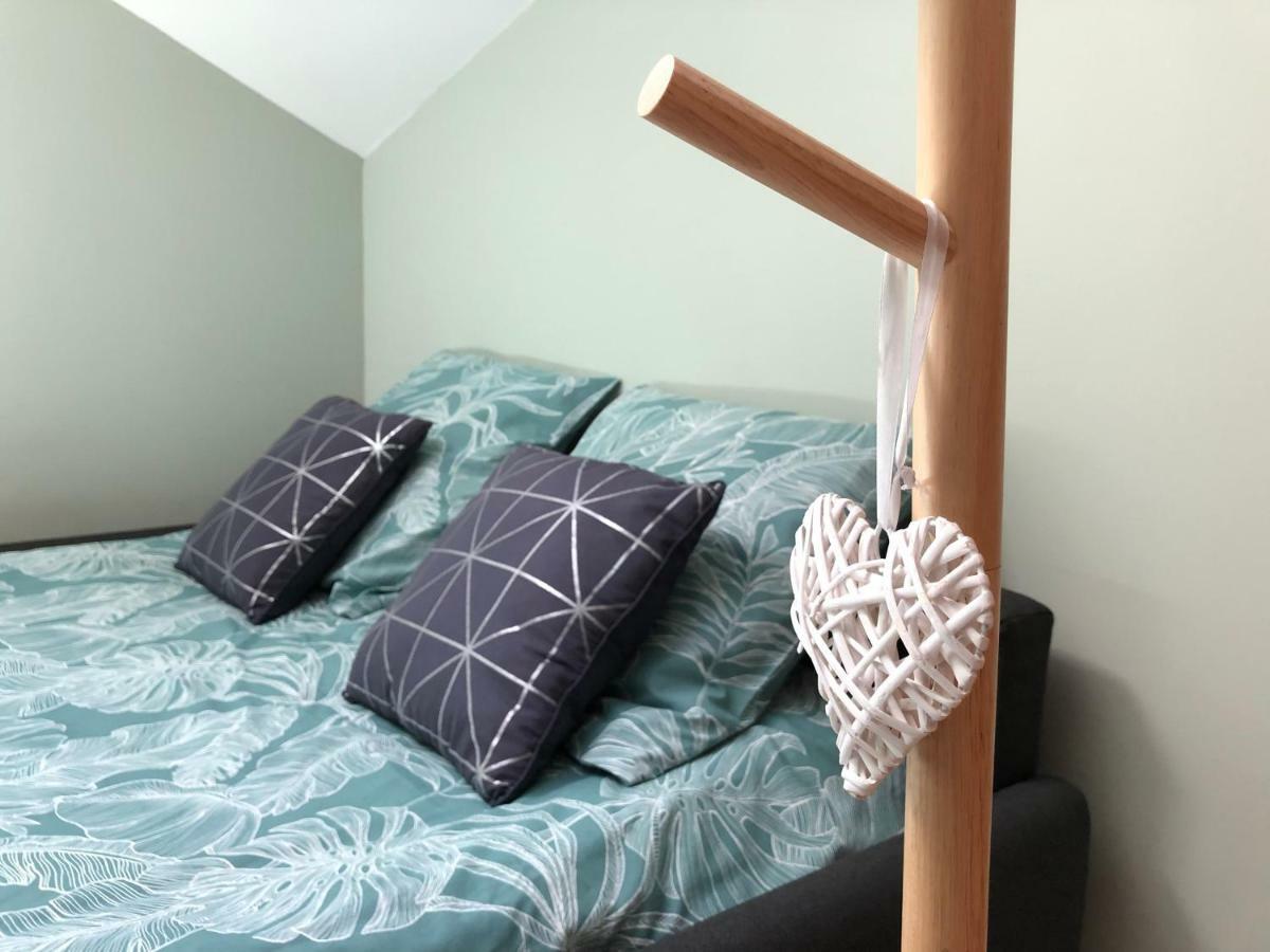 Gîte Céleste pour 6 personnes Mardeuil Extérieur photo